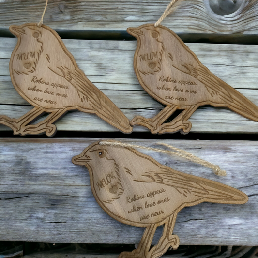 Personlised, engraved robin, hanging ornament 