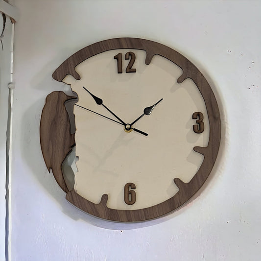 Woodpecker Clock